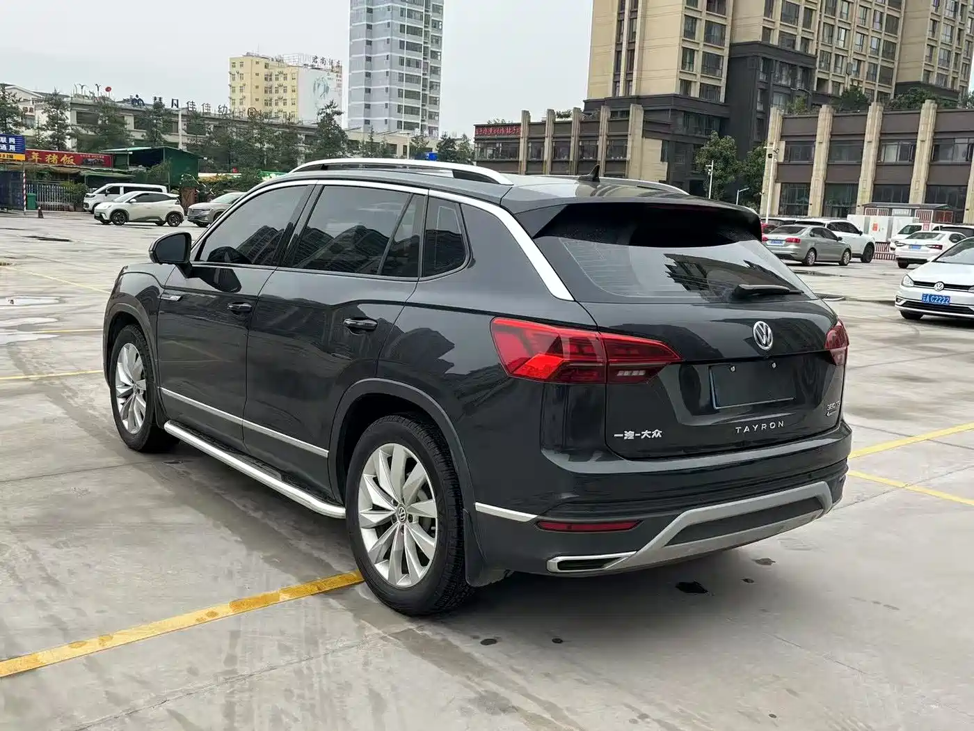 Volkswagen Tayron 2021 380TSI 4WD R-Line Smart Connect фото 7