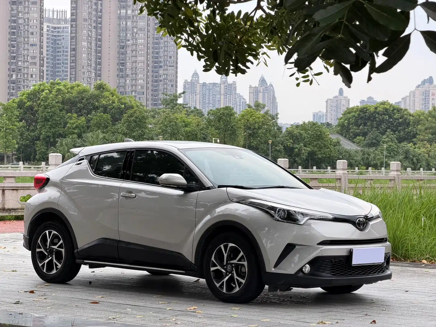 Toyota C-HR 2020 2020 Model 2.0L Leading