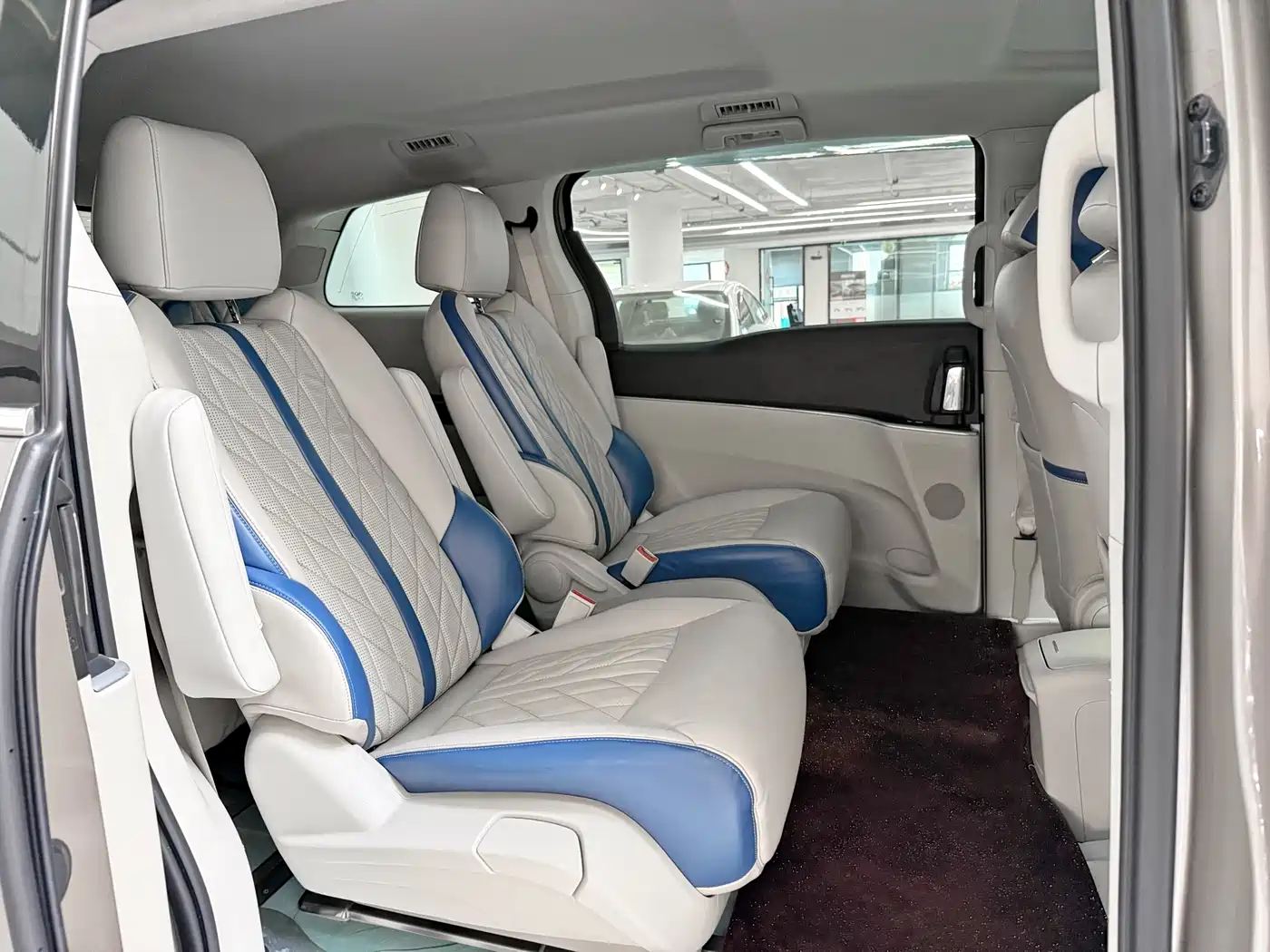 Buick GL8 2022 Land Business Class 652T Comfort фото 10
