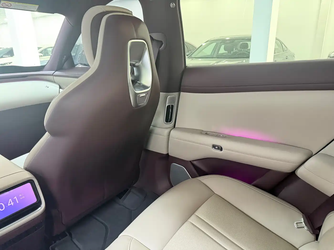 Xiaomi Auto Xiaomi YU7 2025 Extended Range RWD Edition фото 10