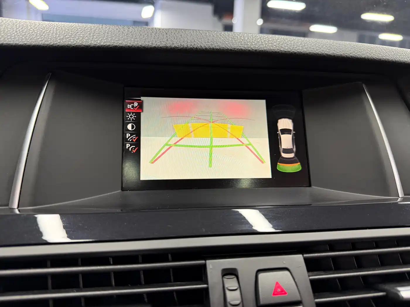 BMW 5 Series 2017 520Li Classic Edition фото 15
