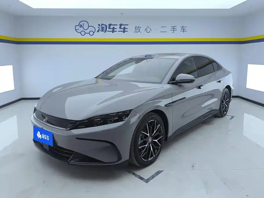 BYD Han 2025 DM-i Smart Driving Edition 125KM Honor