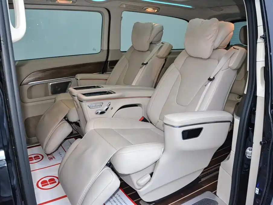 MERCEDES-BENZ V CLASS