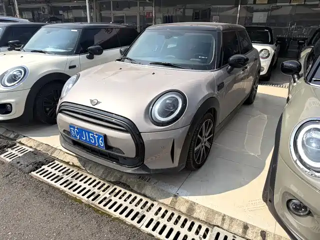 Mini MINI Рестайлинг, 1.5T COOPER, Артист, пятидверный