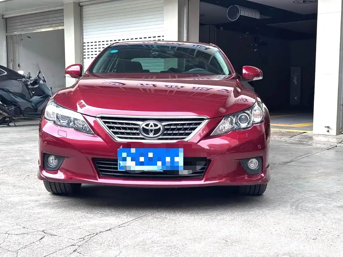 Toyota Reiz 2012 2.5V Grace Elite Styling Edition фото 2