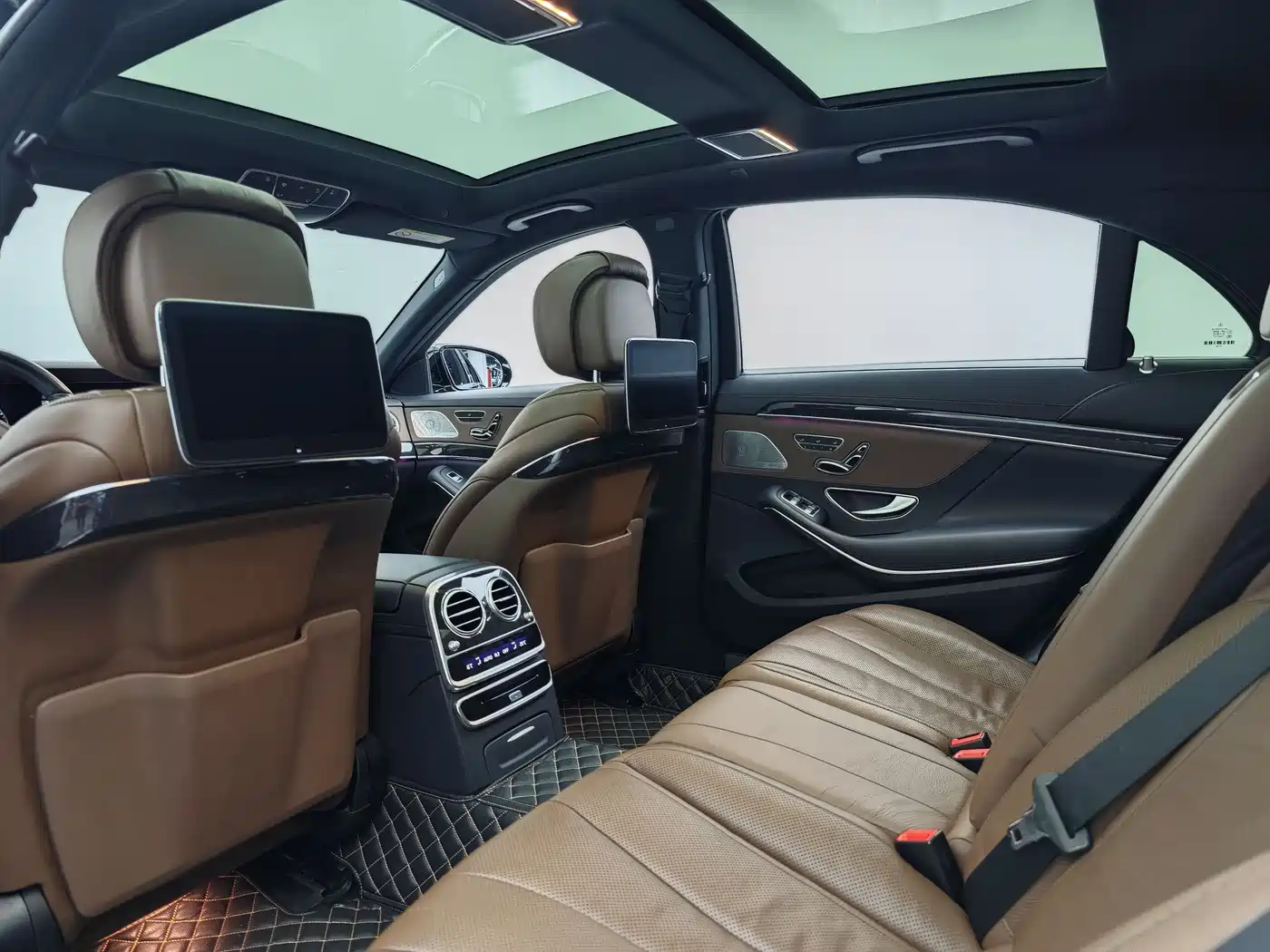 Mercedes-Benz S-Class 2018 S 450 L 4MATIC Excellence Special Edition фото 16