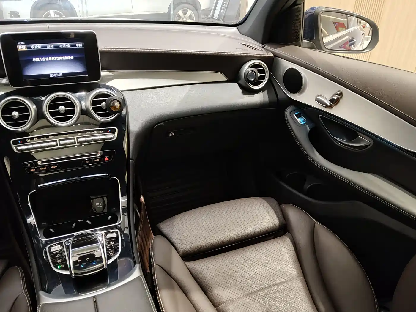 Mercedes-Benz GLC 2019 Model GLC 200 L 4MATIC фото 12