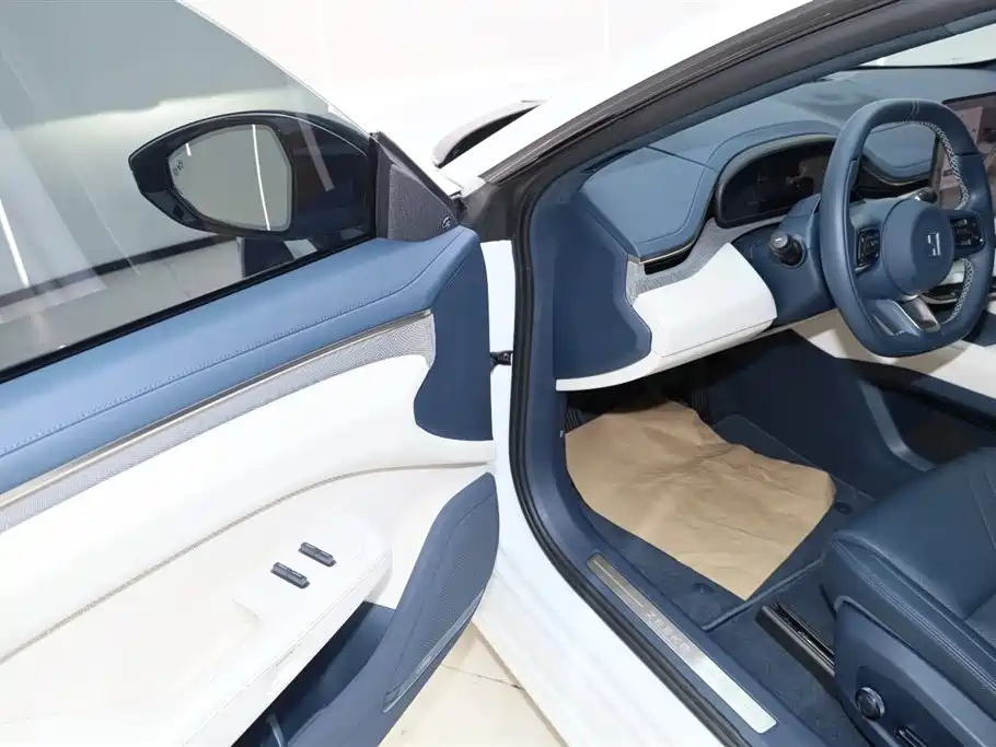 ZEEKR EXTREME KRYPTON 001