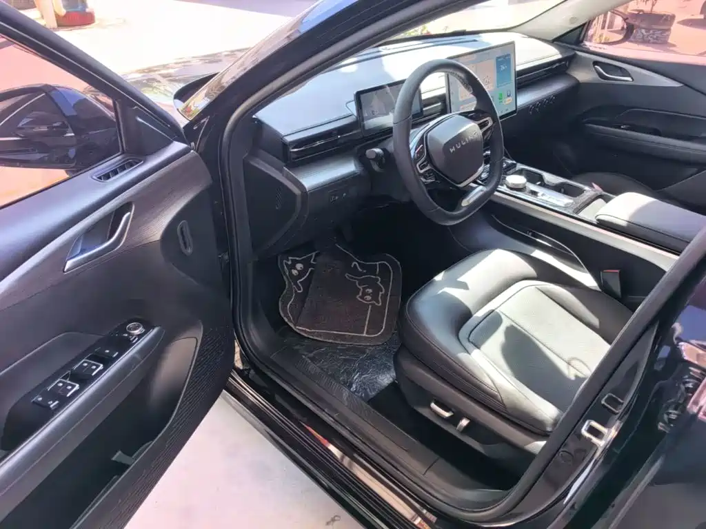 صورة 16 - Wuling Motors Wuling Xingguang