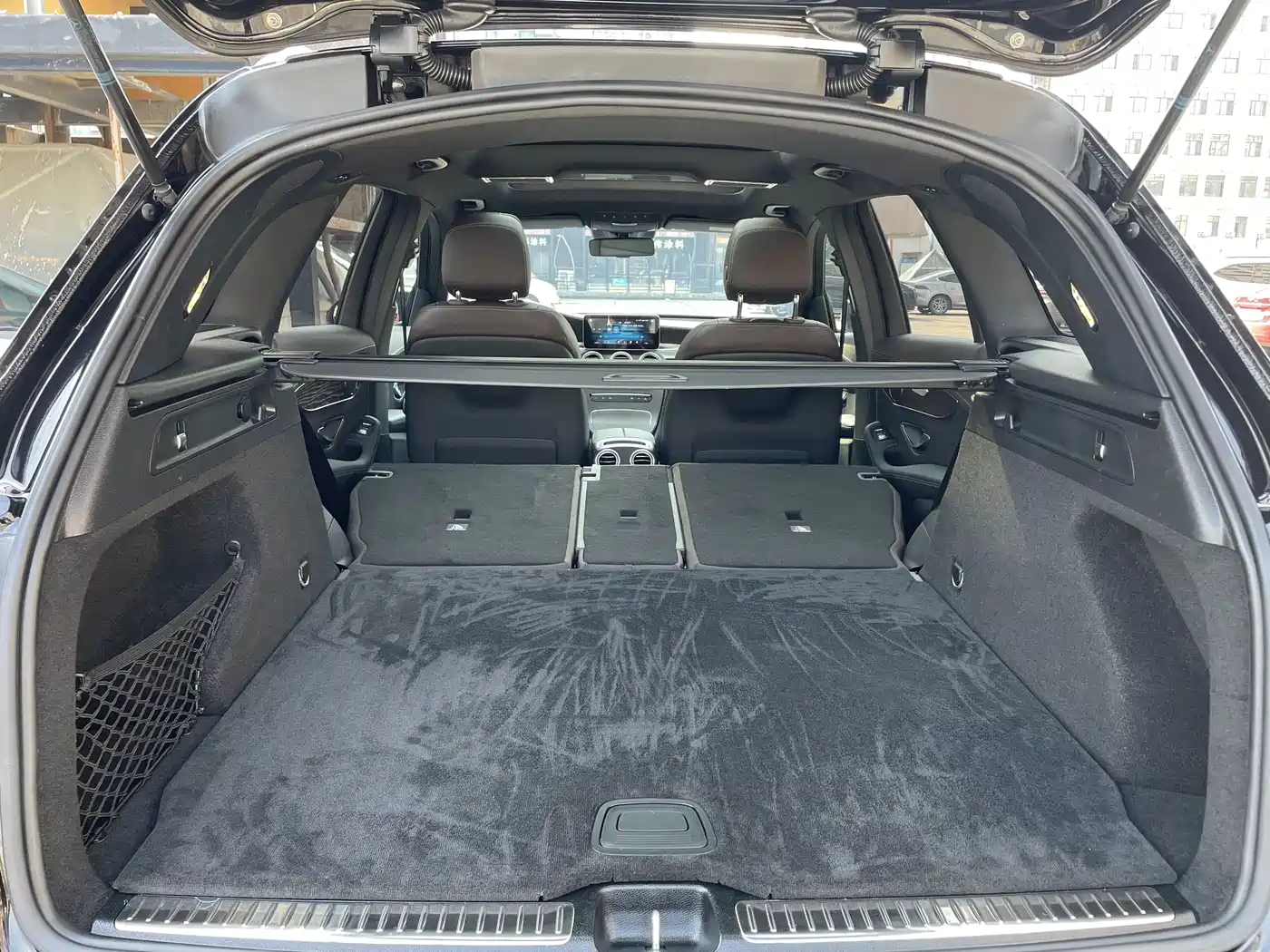 Mercedes-Benz GLC 2022 Facelift GLC 300 L 4MATIC Dynamic Collector's Edition фото 23