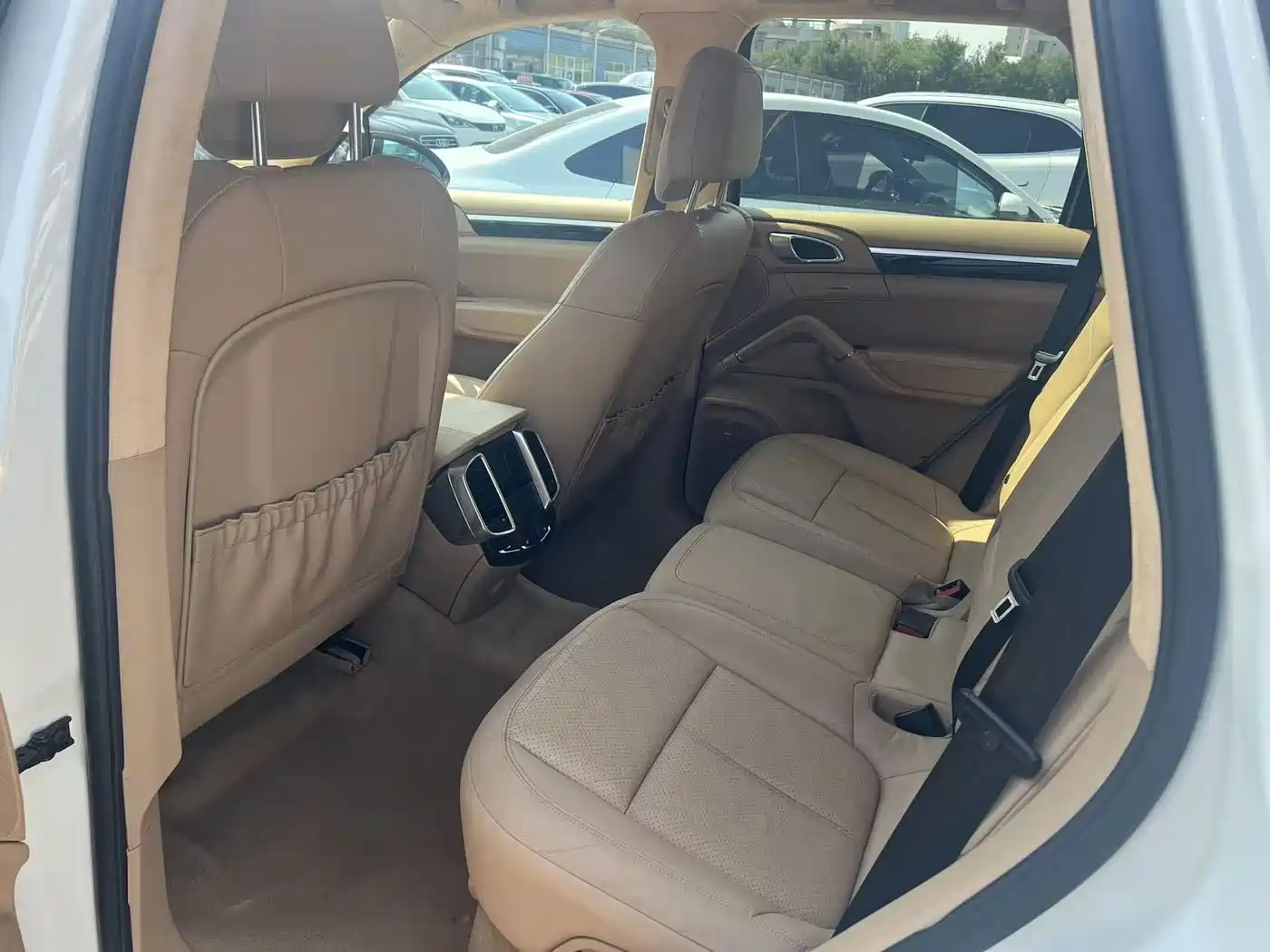 Porsche Cayenne 2010 2011 Cayenne S 4.8L