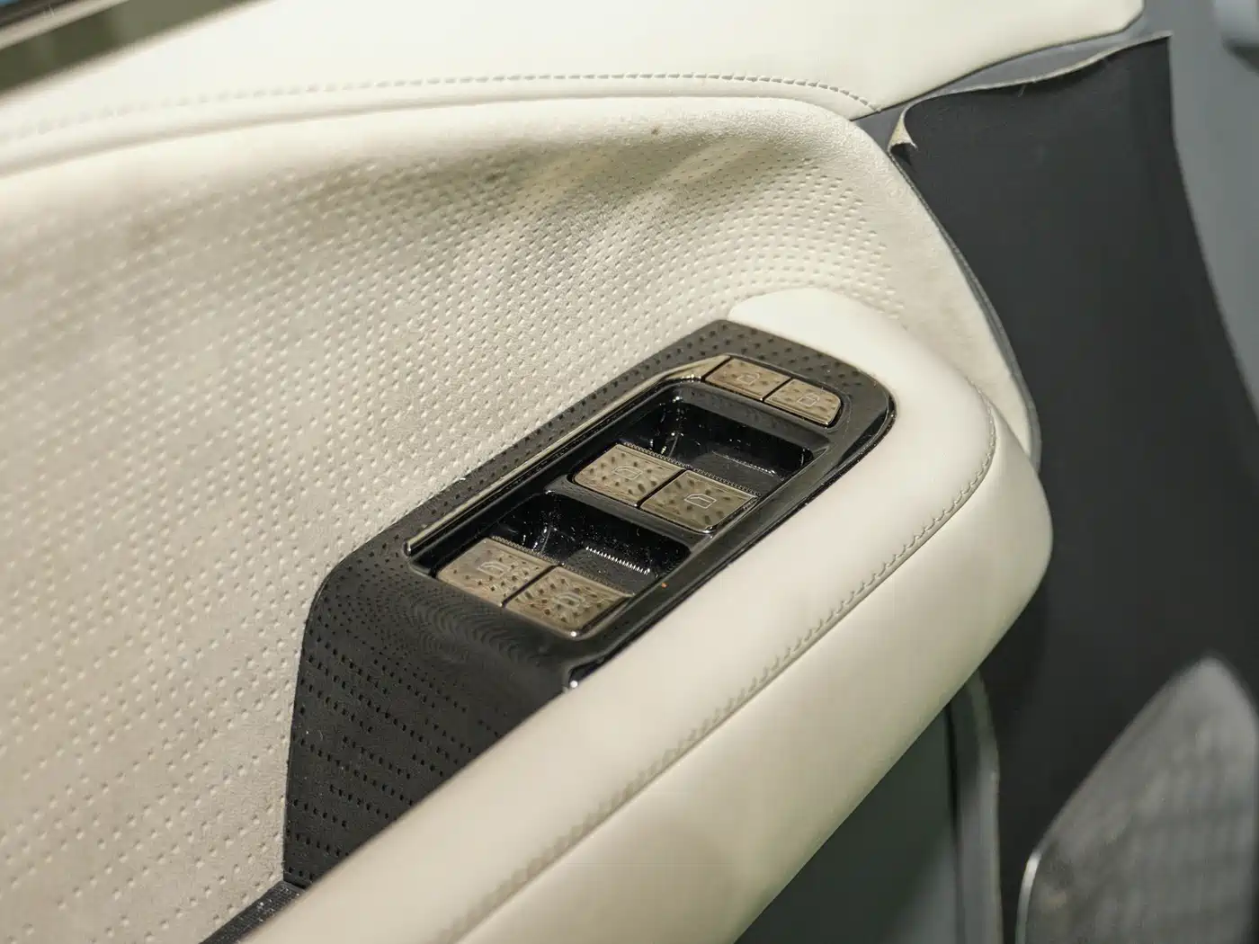 ZEEKR EXTREME KRYPTON 009