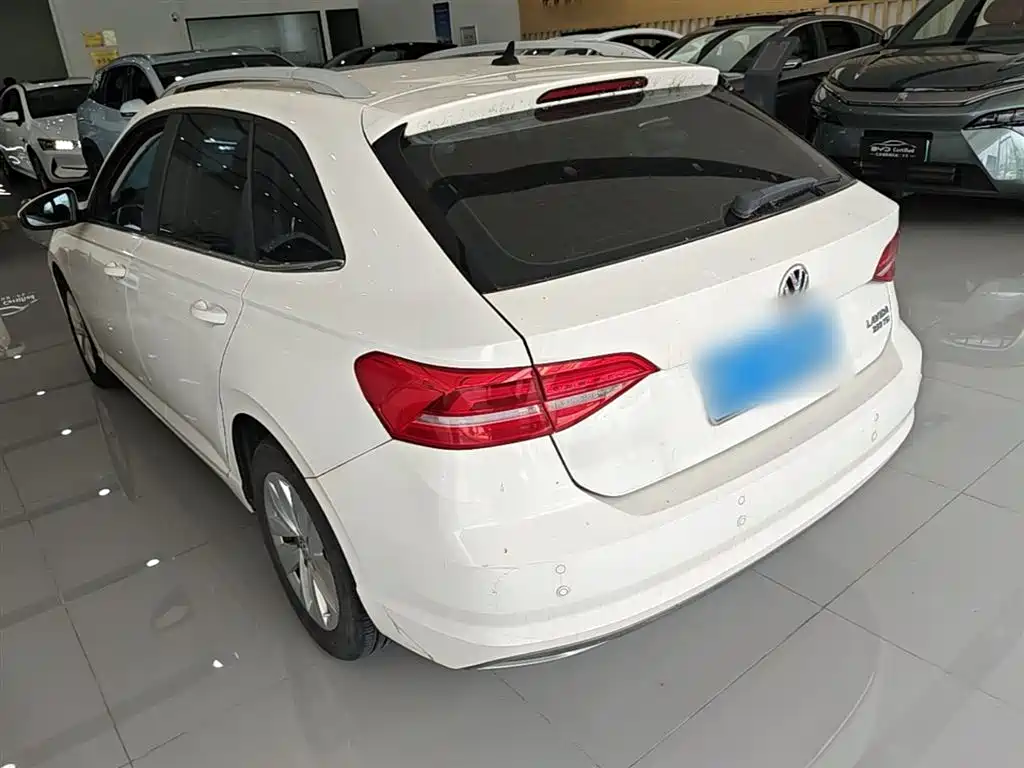 Volkswagen Lavida 2018 Hatchback 280TSI DSG Comfort Edition China V фото 5