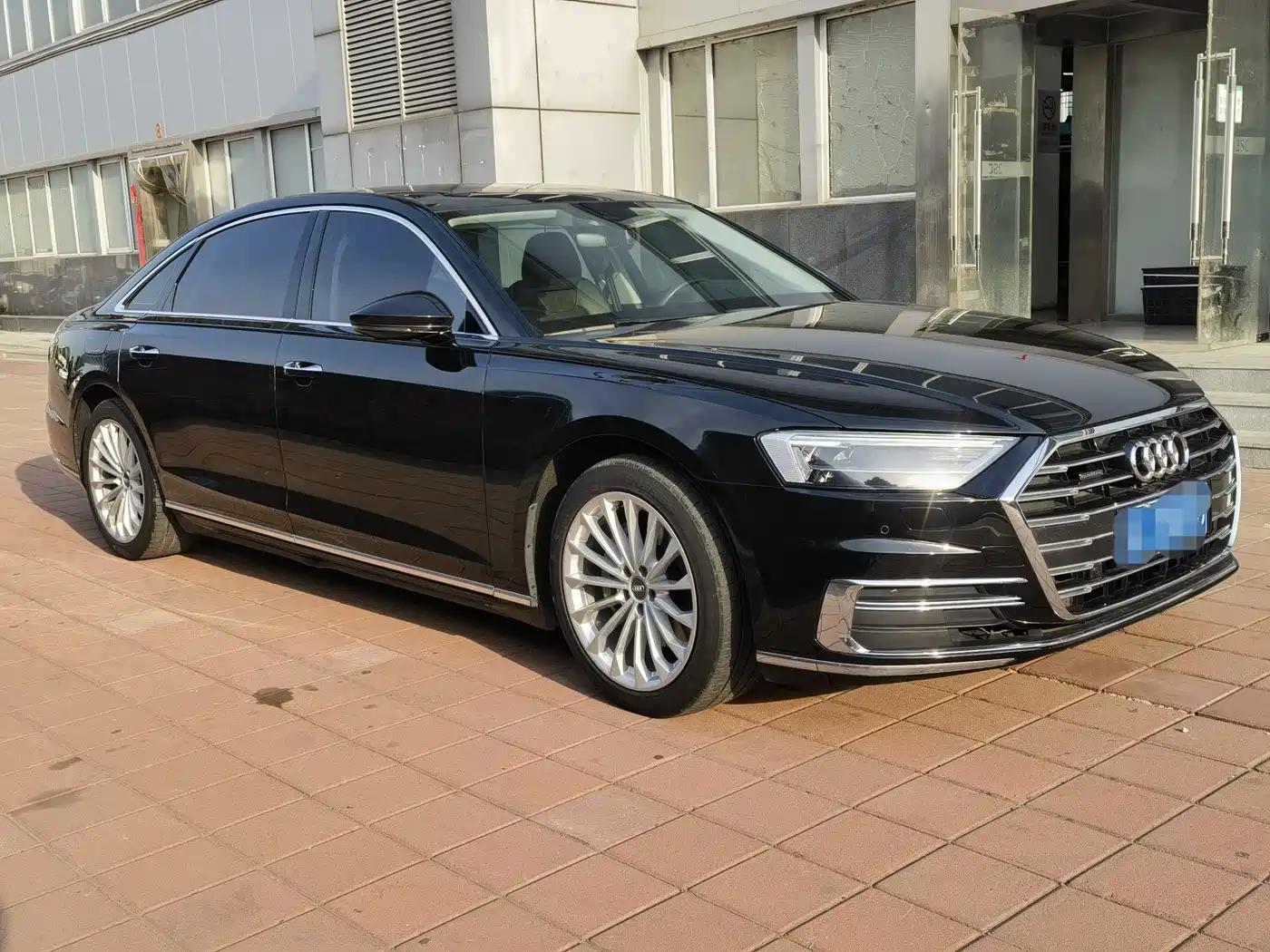 Audi A8 2021 A8L 50 TFSI quattro Comfort фото 3