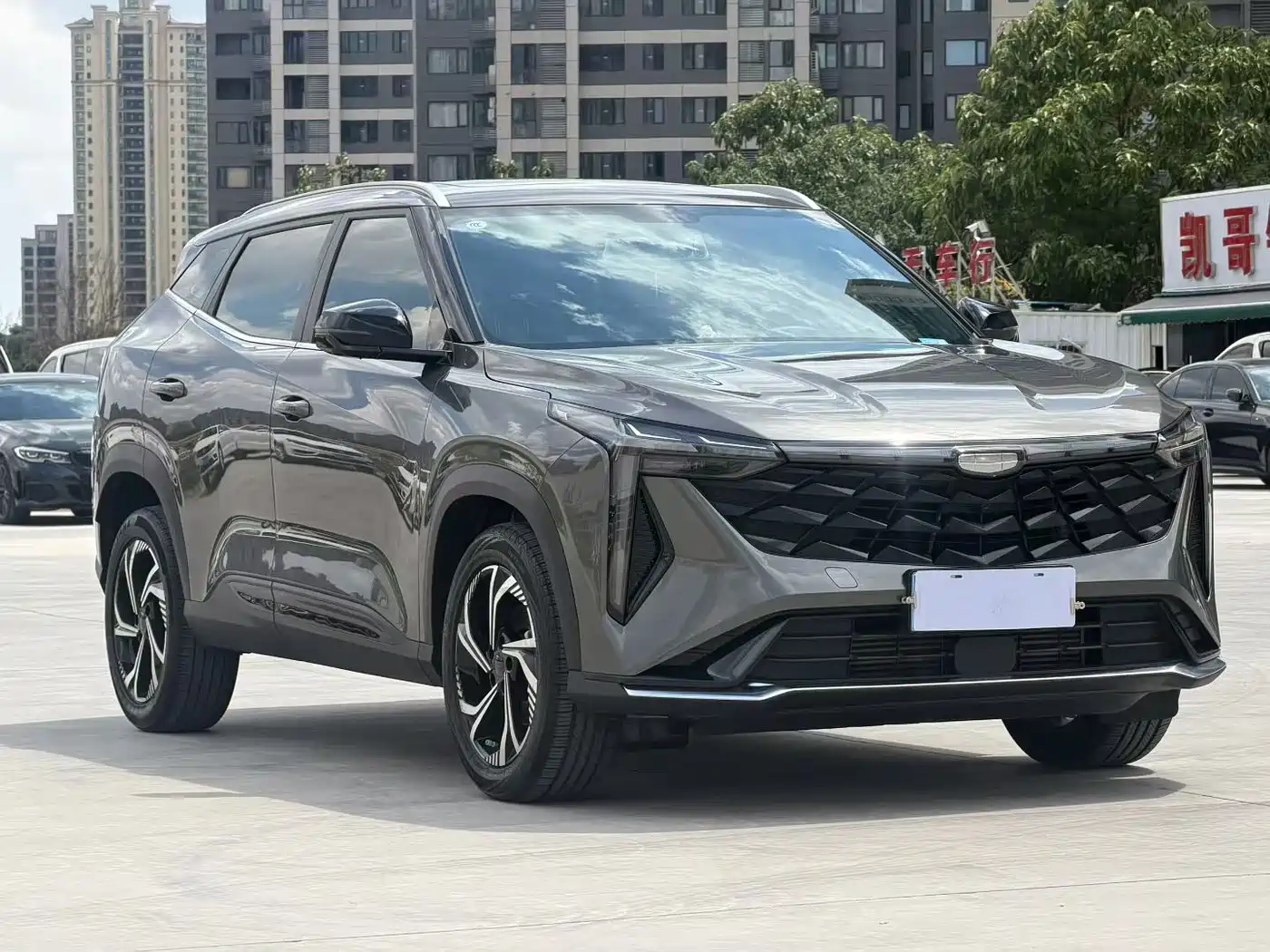 Photo 3 - Geely Boyue
