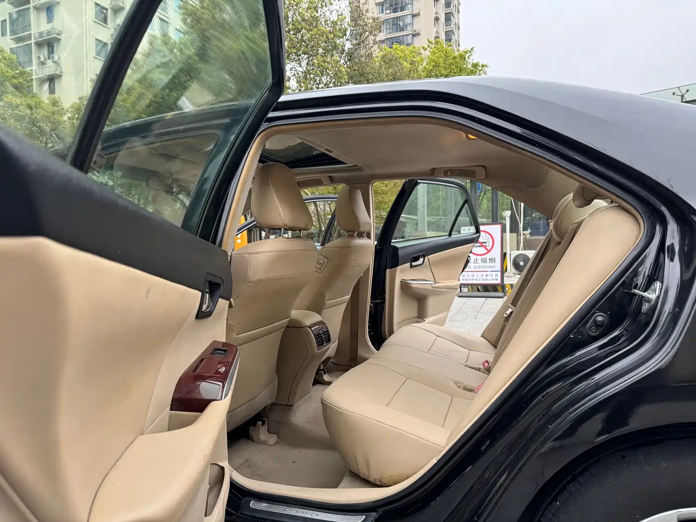 Toyota Camry 2012 2.0G Luxury Edition фото 6