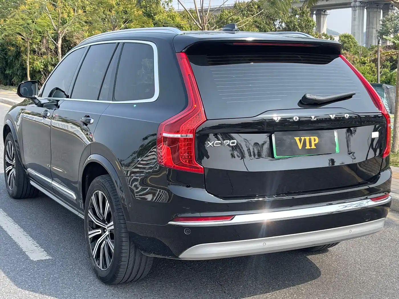 Volvo XC90 Plug-in Hybrid 2022 2022 Facelift E-Drive Hybrid T8 Intelligent Premium Luxury 7-Seater