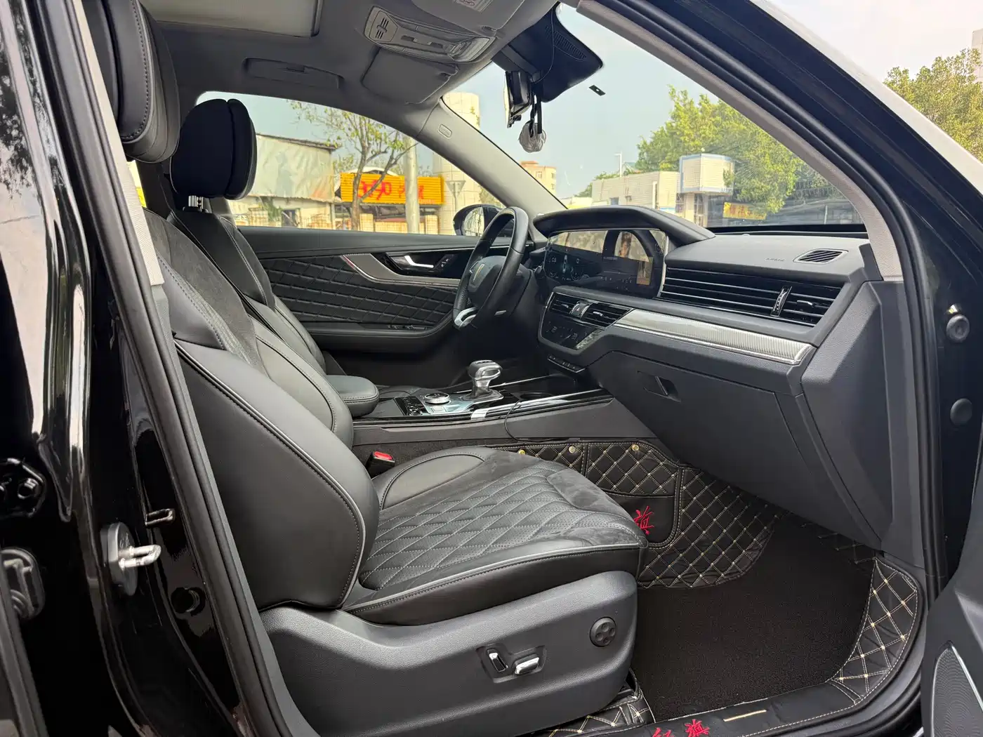 Hongqi HS5 2019 2.0T Smart Connect Enjoy Edition фото 9