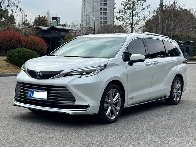 Toyota Sienna 2.5L, гибрид, Максимум