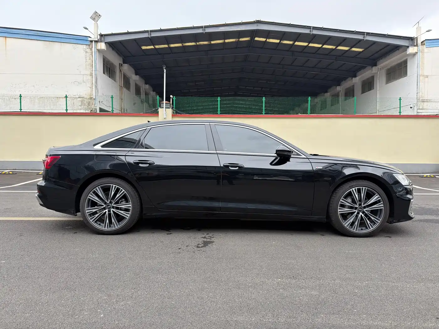 Audi A6L 2024 45 TFSI quattro Premium Dynamic фото 12