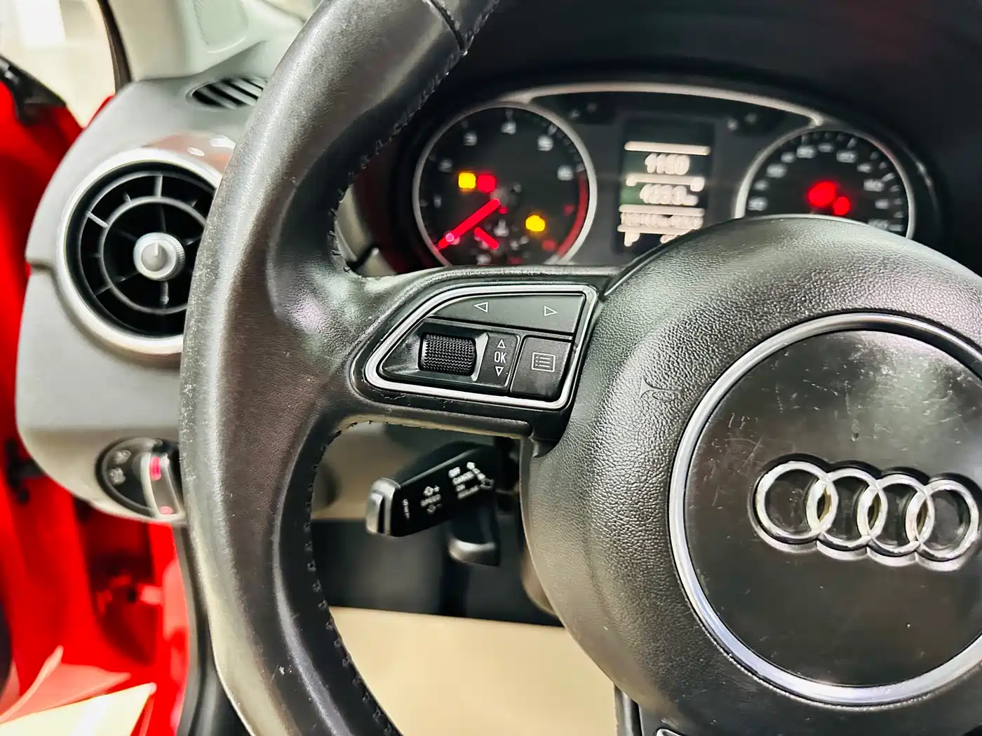 Audi A1 2012 1.4 TFSI Ego фото 38