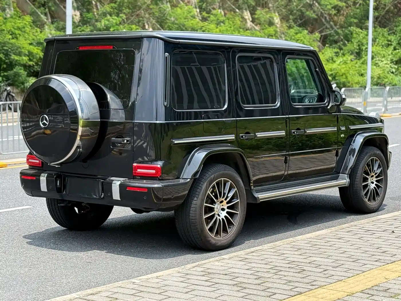 Mercedes-Benz G-Class 2024 G 500 фото 6