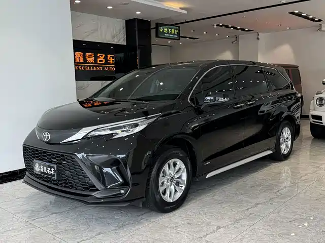 Toyota Granvia 2025