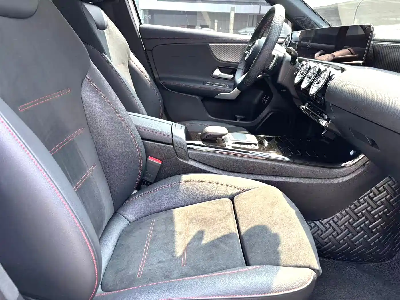 Фото 5 - Mercedes-Benz A-Class