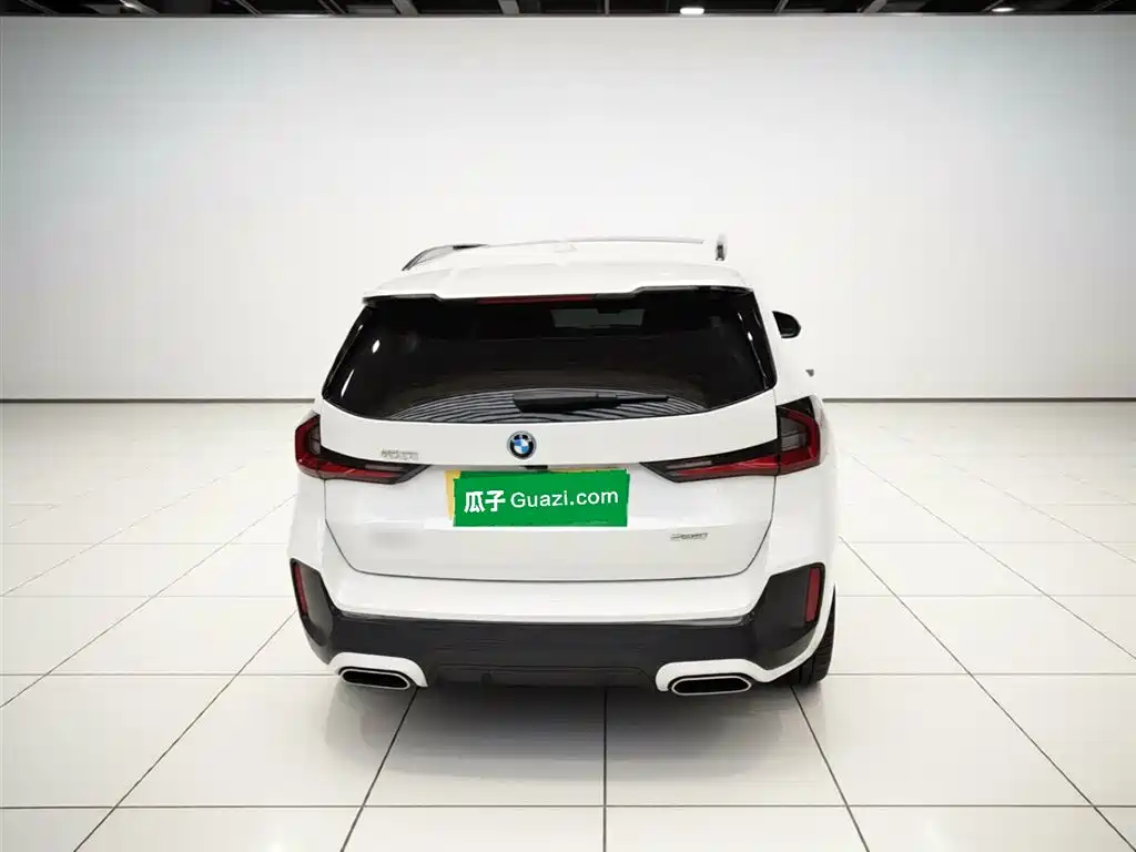 BMW iX1 2023 eDrive25L M Sport Package фото 6