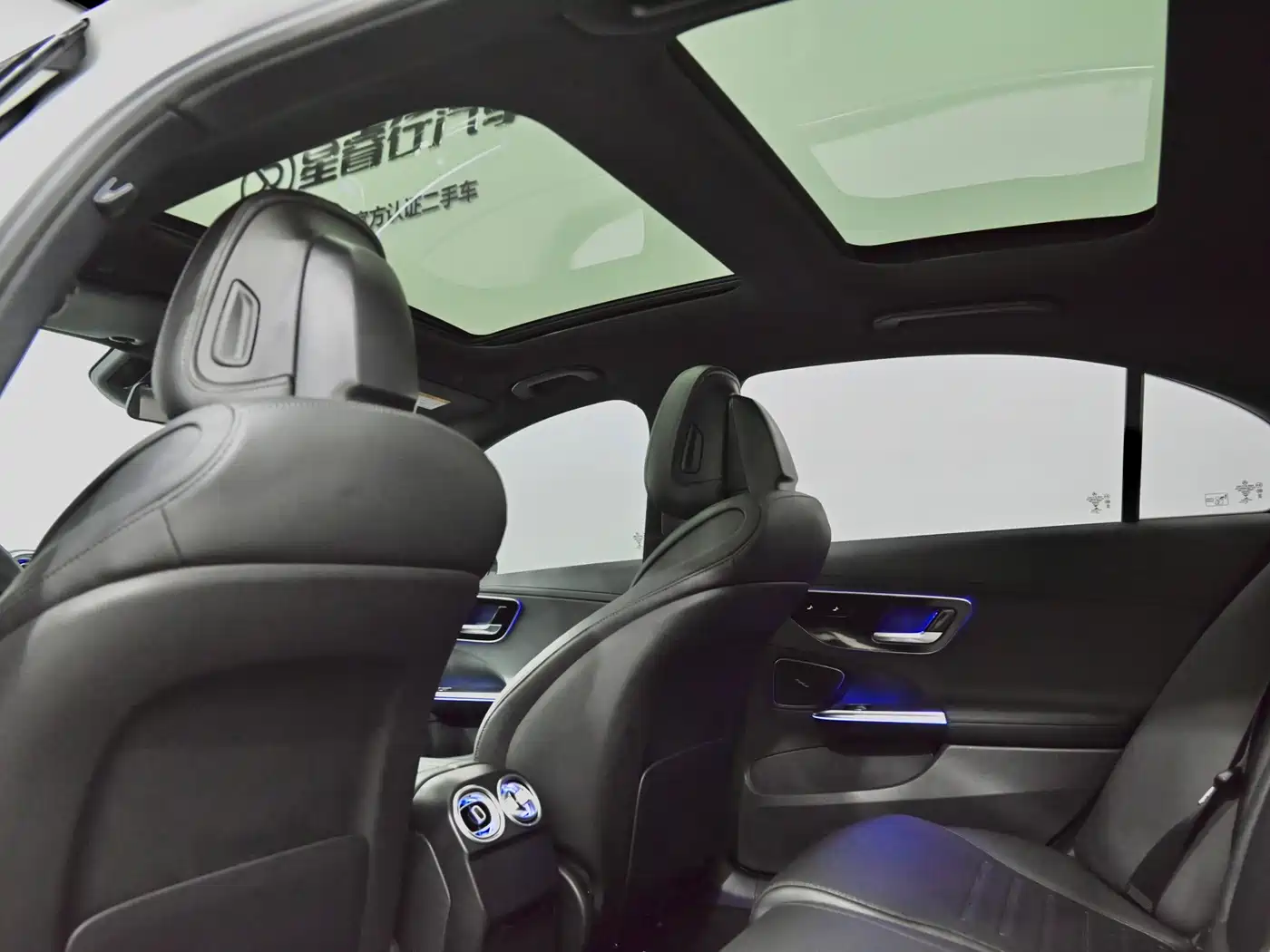 Mercedes-Benz C-Class, миниатюра 12