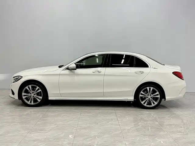 Фото 3 - Mercedes-Benz C-Class