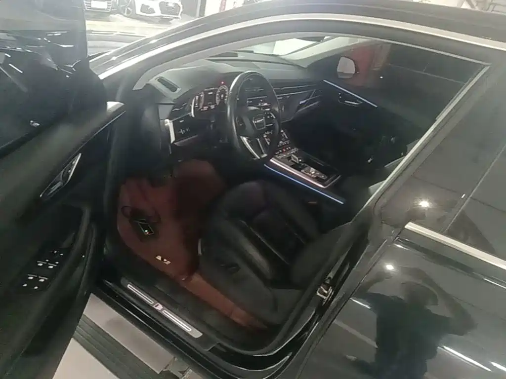 Audi Q8 2020 2021 Model 55 TFSI Luxury Dynamic