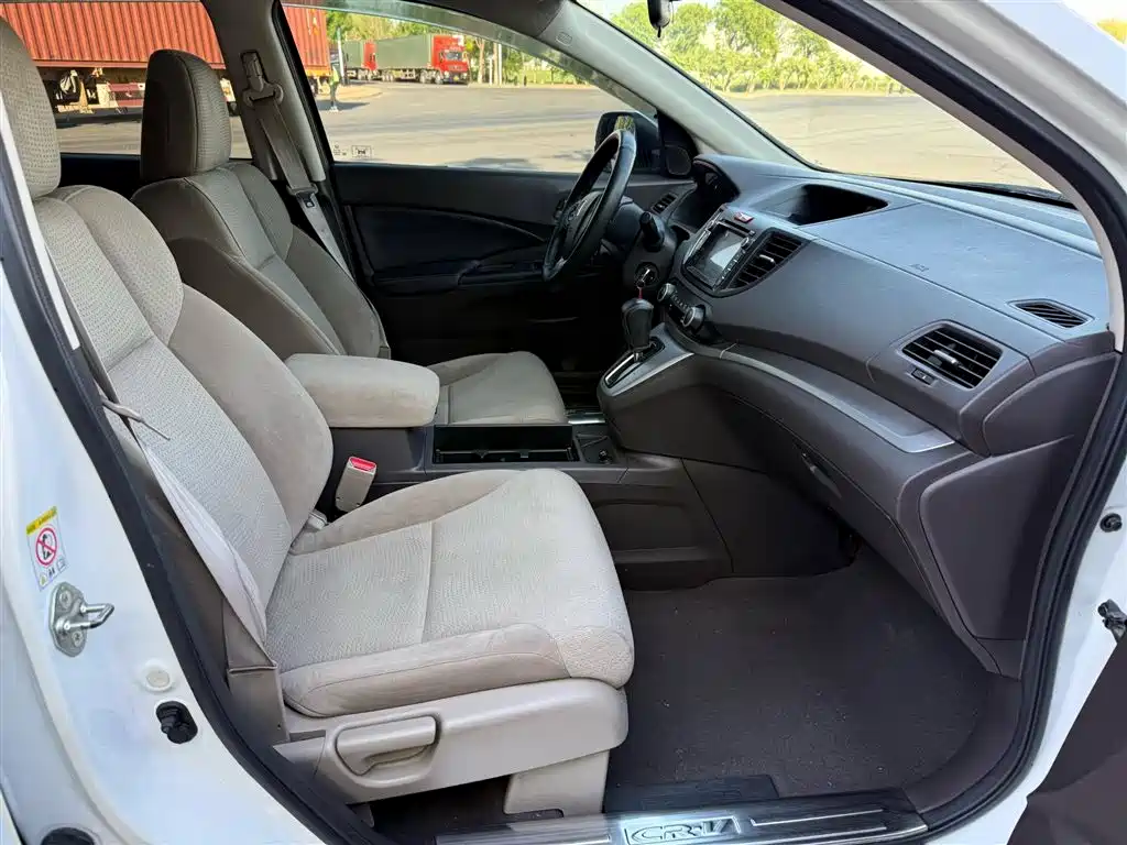 Фото 8 - Honda CR-V