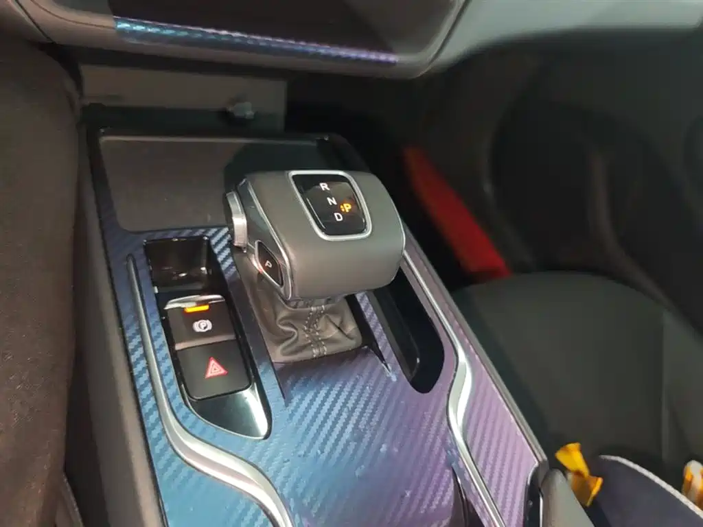 Hongqi E-QM5 2021 Ride-hailing Charging T3 Edition 5-seater фото 14