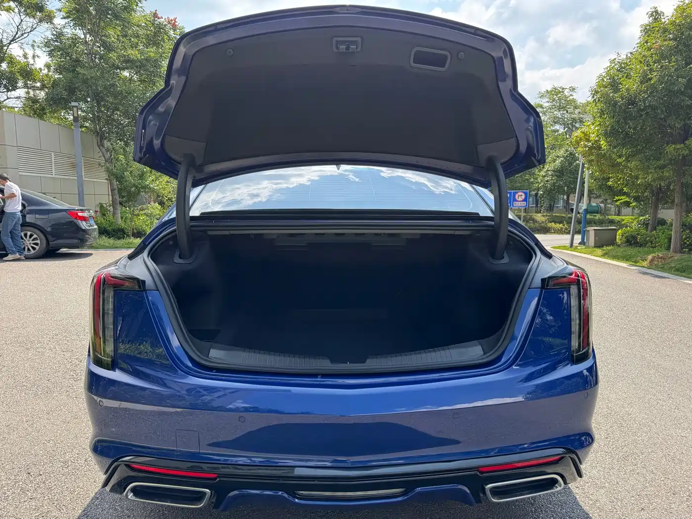 Фото 8 - Cadillac CT5