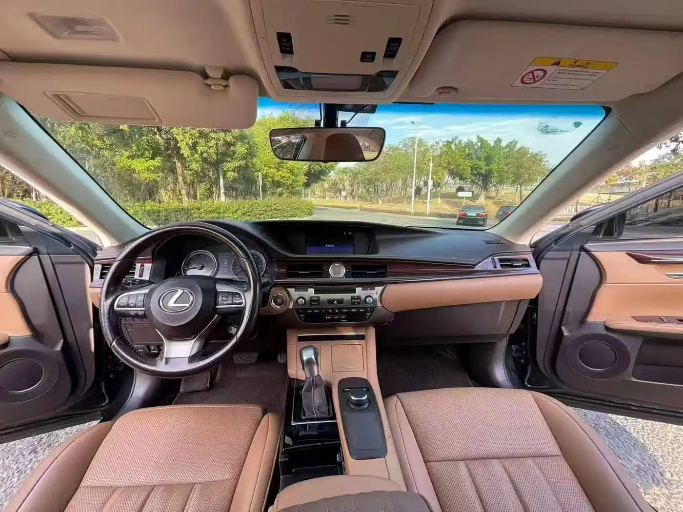 Lexus ES 2015 200 Elite Edition фото 8
