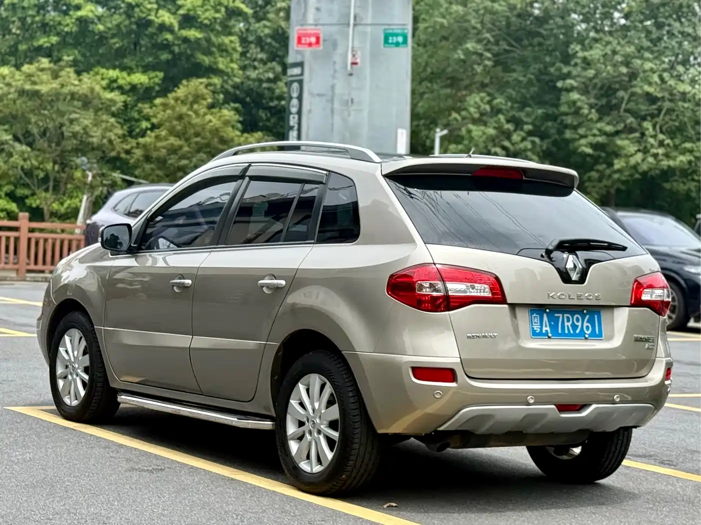 Renault Koleos (Import) 2013 2014 2.5L 4WD Luxury