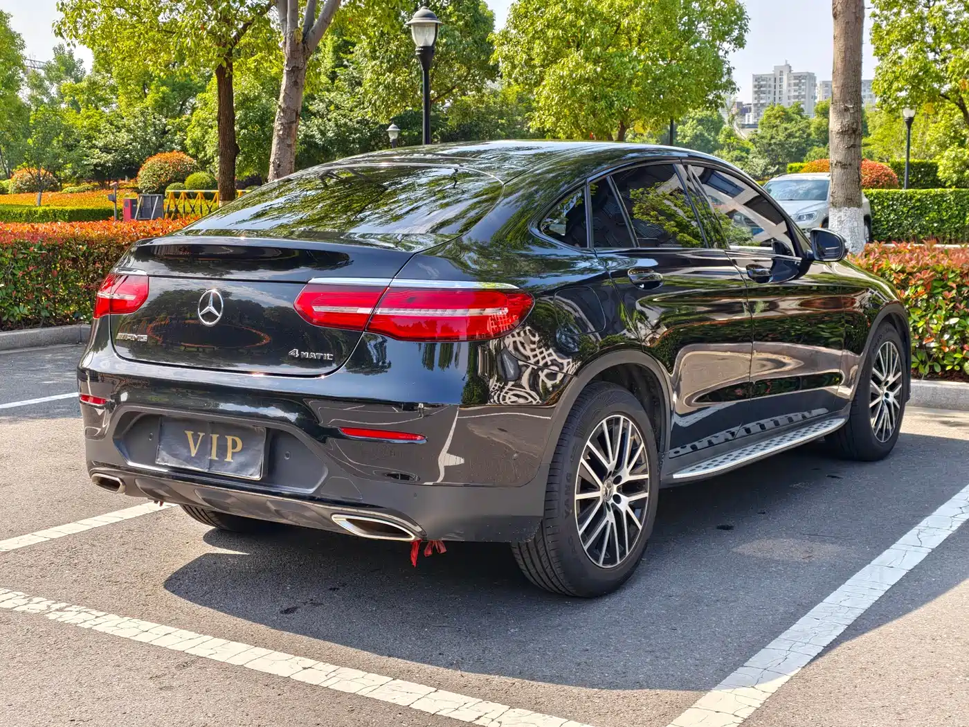 Mercedes-Benz GLC Coupe 2019 GLC 200 4MATIC Coupe SUV фото 6