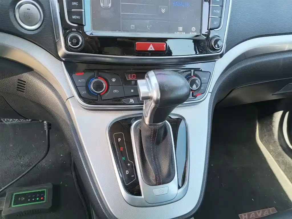Haval H6 2015 Sport 1.5T Automatic 2WD Luxury фото 14