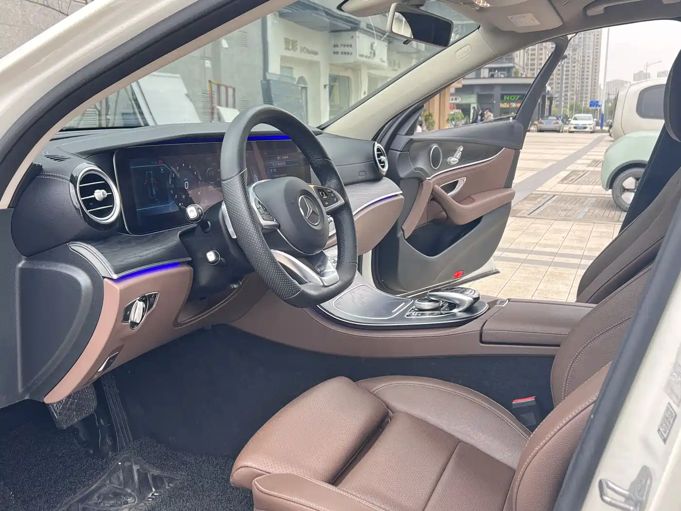 Mercedes-Benz E-Class 2018 Facelift E 200 L Sport фото 8