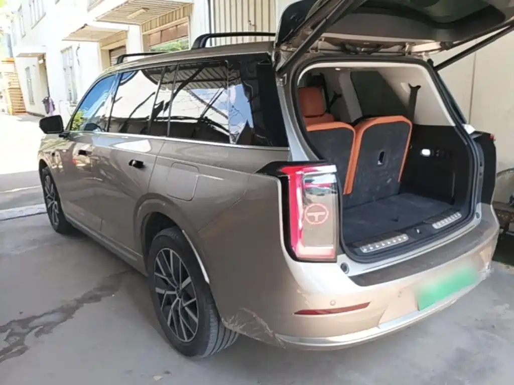 GAC Trumpchi Trumpchi Vision S9 2025 2025 1.5T Hybrid Premium