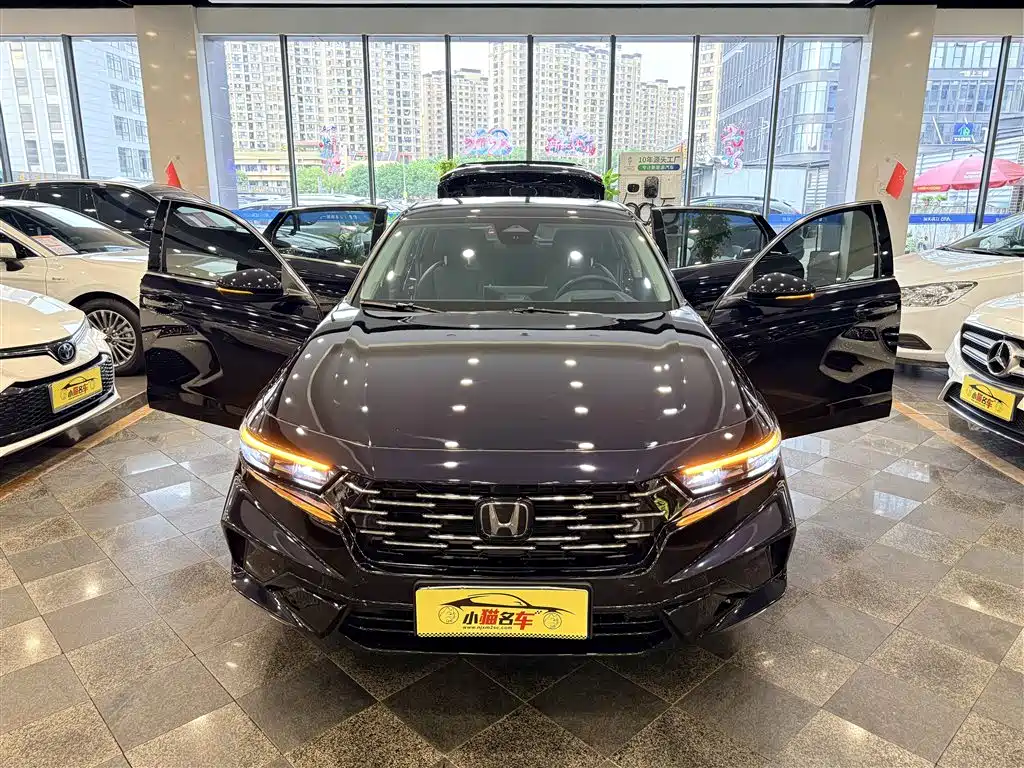 Photo 30 - Honda Accord
