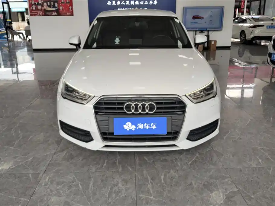 Audi A1 2016 30 TFSI Sportback Design Style Edition фото 2