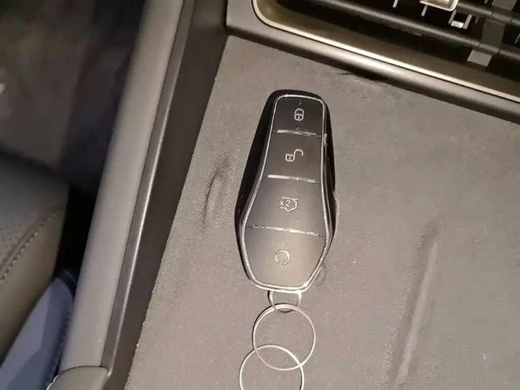 BYD Qin L 2025 DM-i Smart Drive Edition 120KM Surpassing фото 9