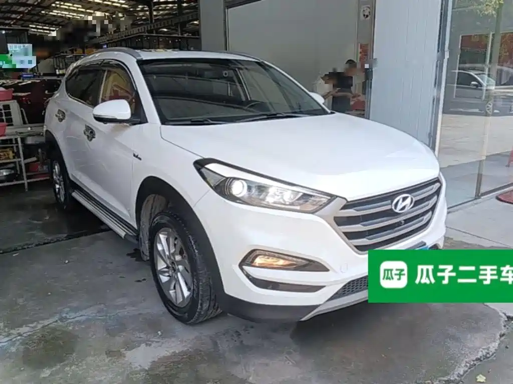 Hyundai Tucson 2015 1.6T Dual Clutch 2WD Smart фото 4