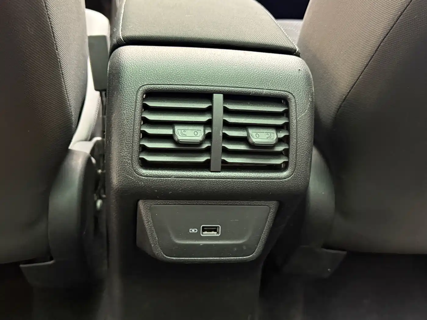 JETTA VS7