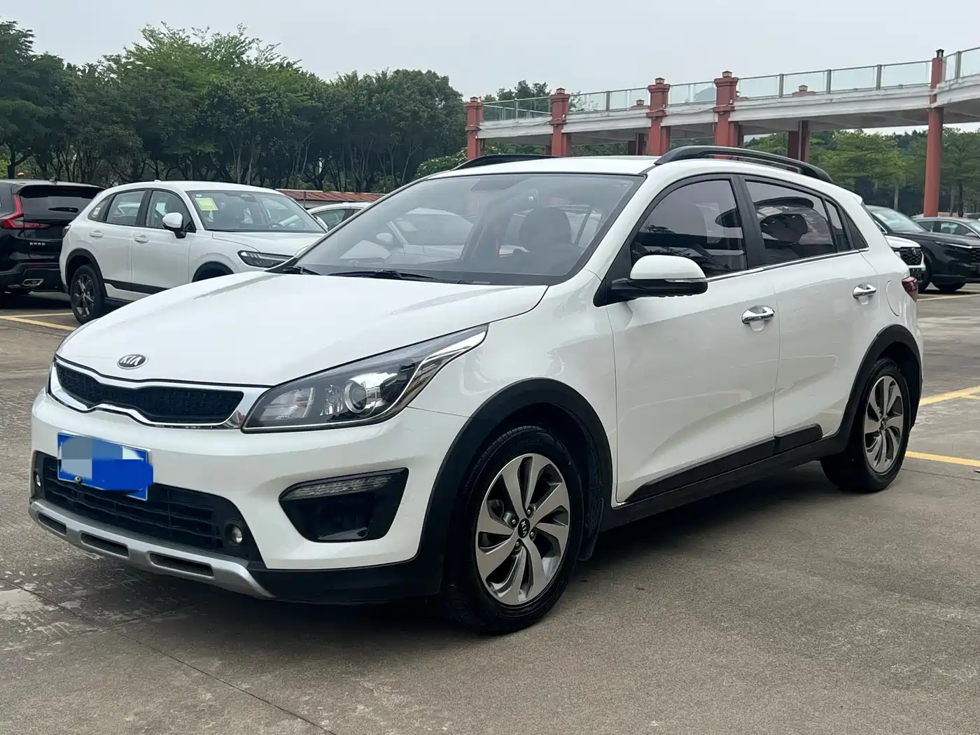Kia KX CROSS 2018 1.6L Automatic Smart Sunroof Edition