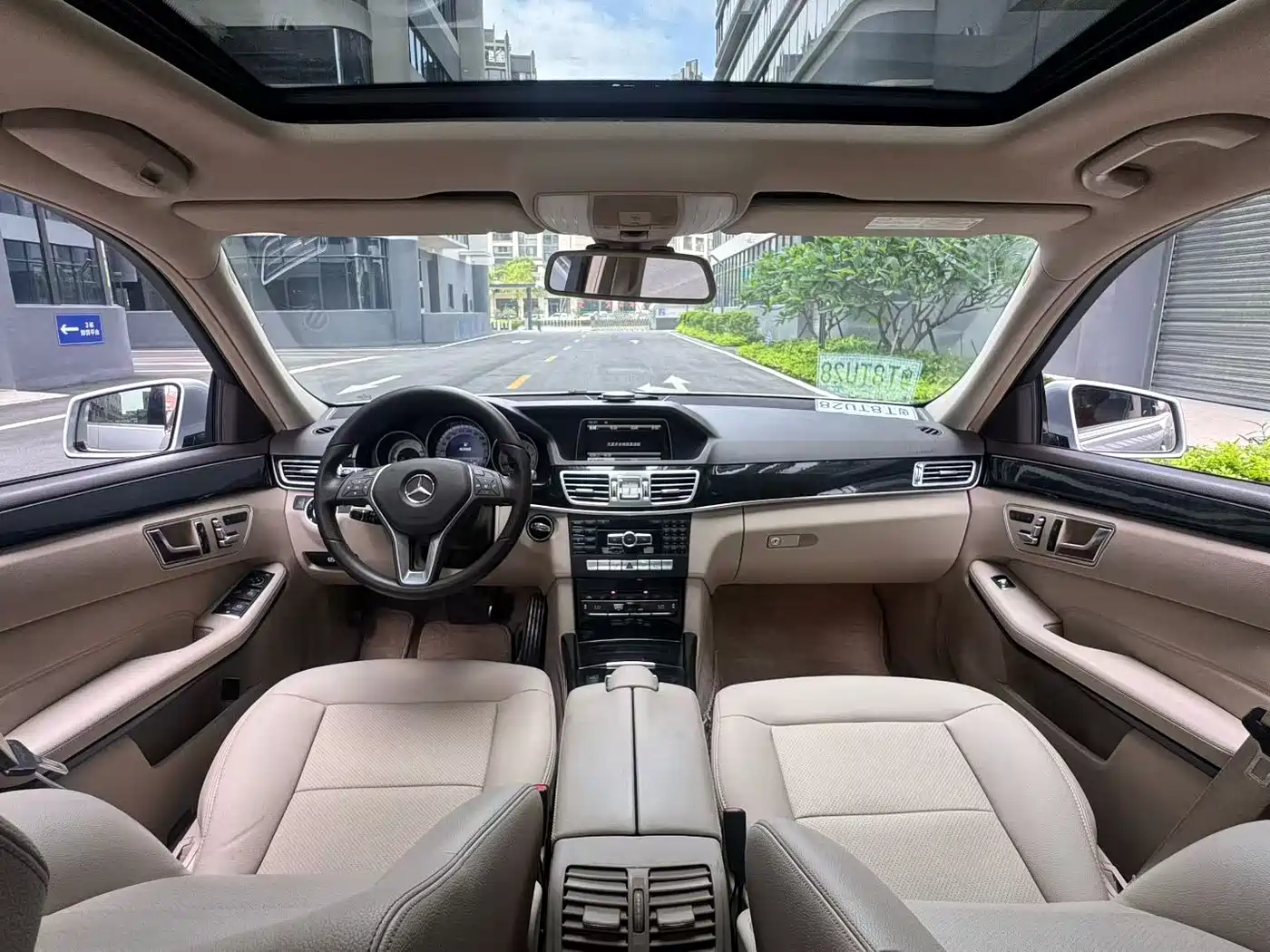Mercedes-Benz E-Class 2014 E 260 L Sport фото 7