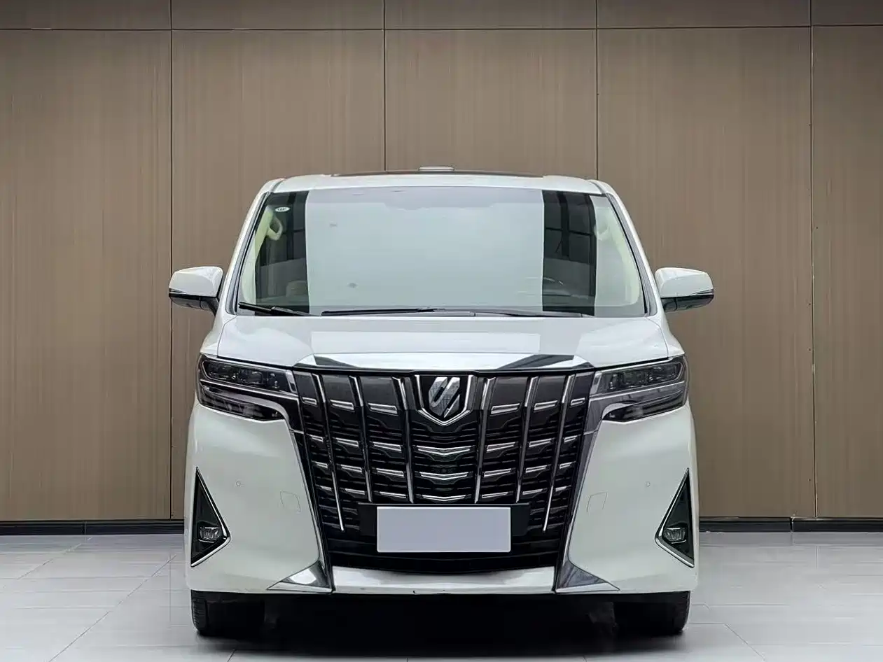 Toyota Alphard 2018 Facelift 3.5L Luxury Edition фото 2
