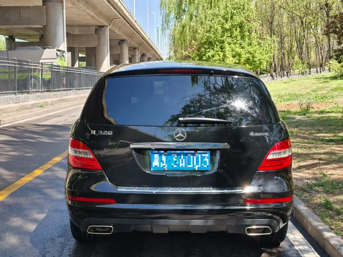 Mercedes-Benz R-Class 2017 R 320 4MATIC Business Collector's Edition фото 5
